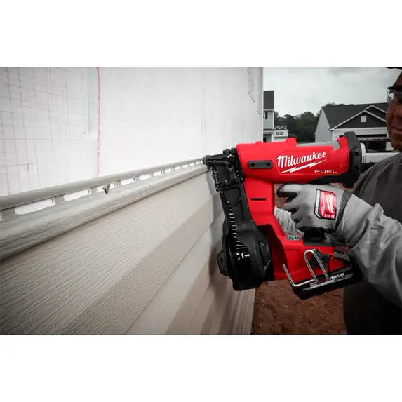 Milwaukee 2909-20 M18 FUEL™ Coil Roofing Nailer