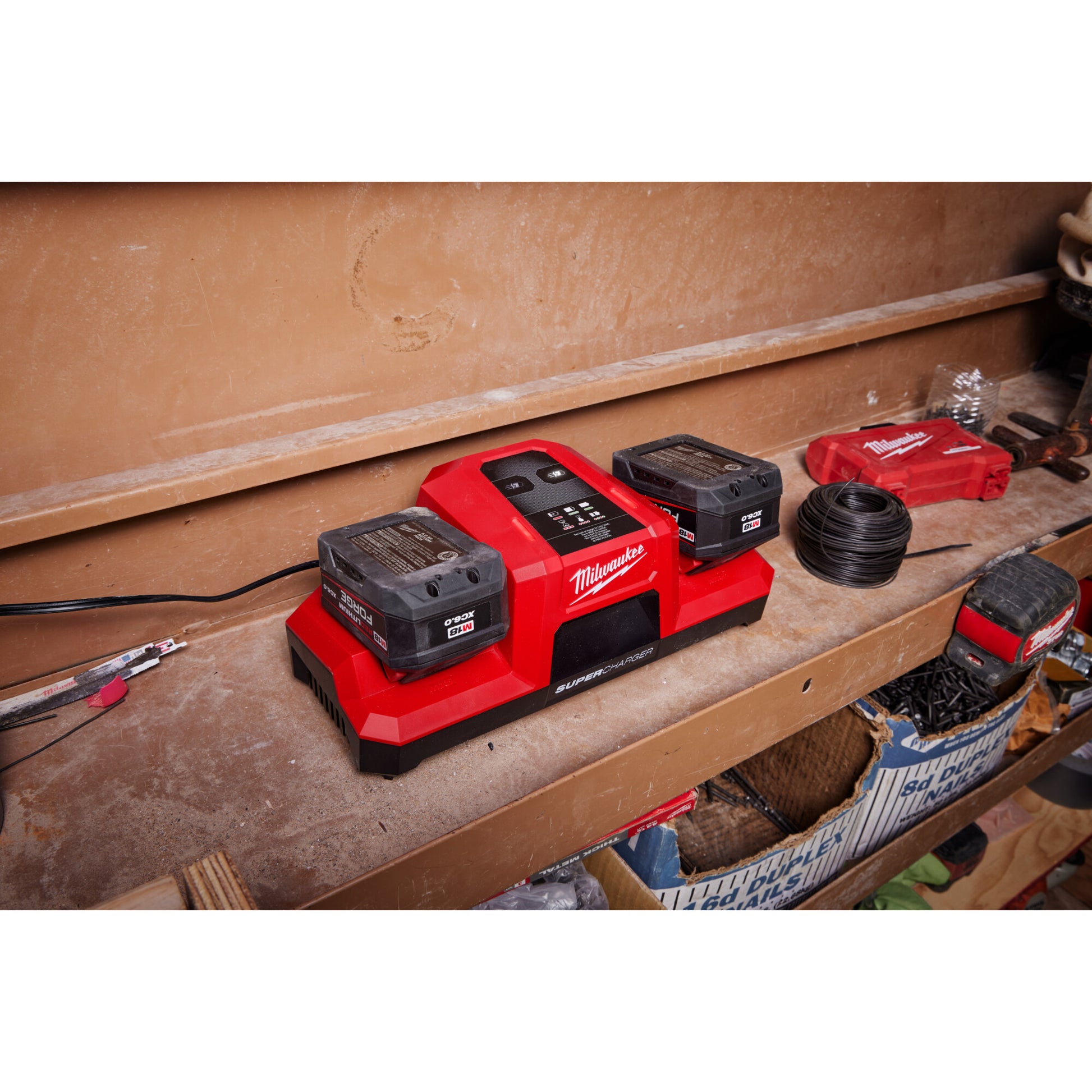 Milwaukee 48-59-1881SC M18 Dual Bay Super Charger Starter Kit, Volts 18 Battery Type Lithium-ion, Batteries