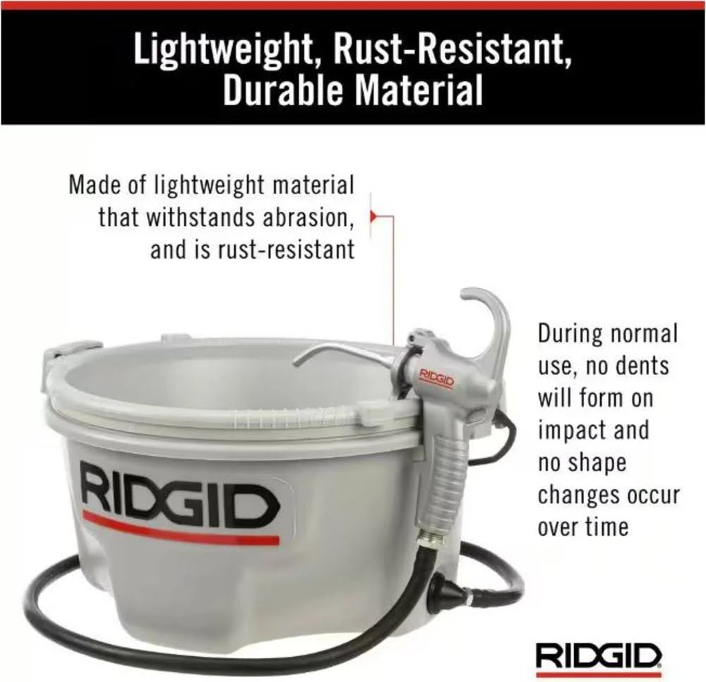 RIDGID 10883 Oiler with 1 Gallon Nu-Clear Thread Cutting Oil